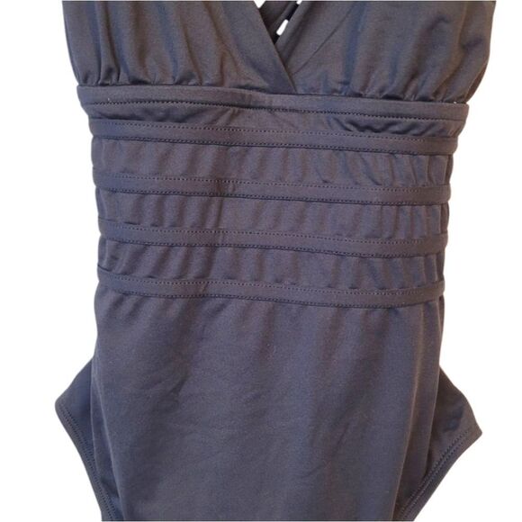 La Blanca Women's Black Strappy One Piece Swimsuit Size US 6 - Picture 7 of 7